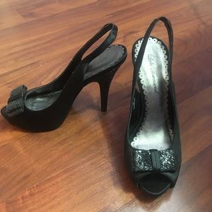Black lulu townshend heels